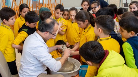 Selçuk Üniversitesi, afetzede çocuklar için birçok etkinlik düzenliyor